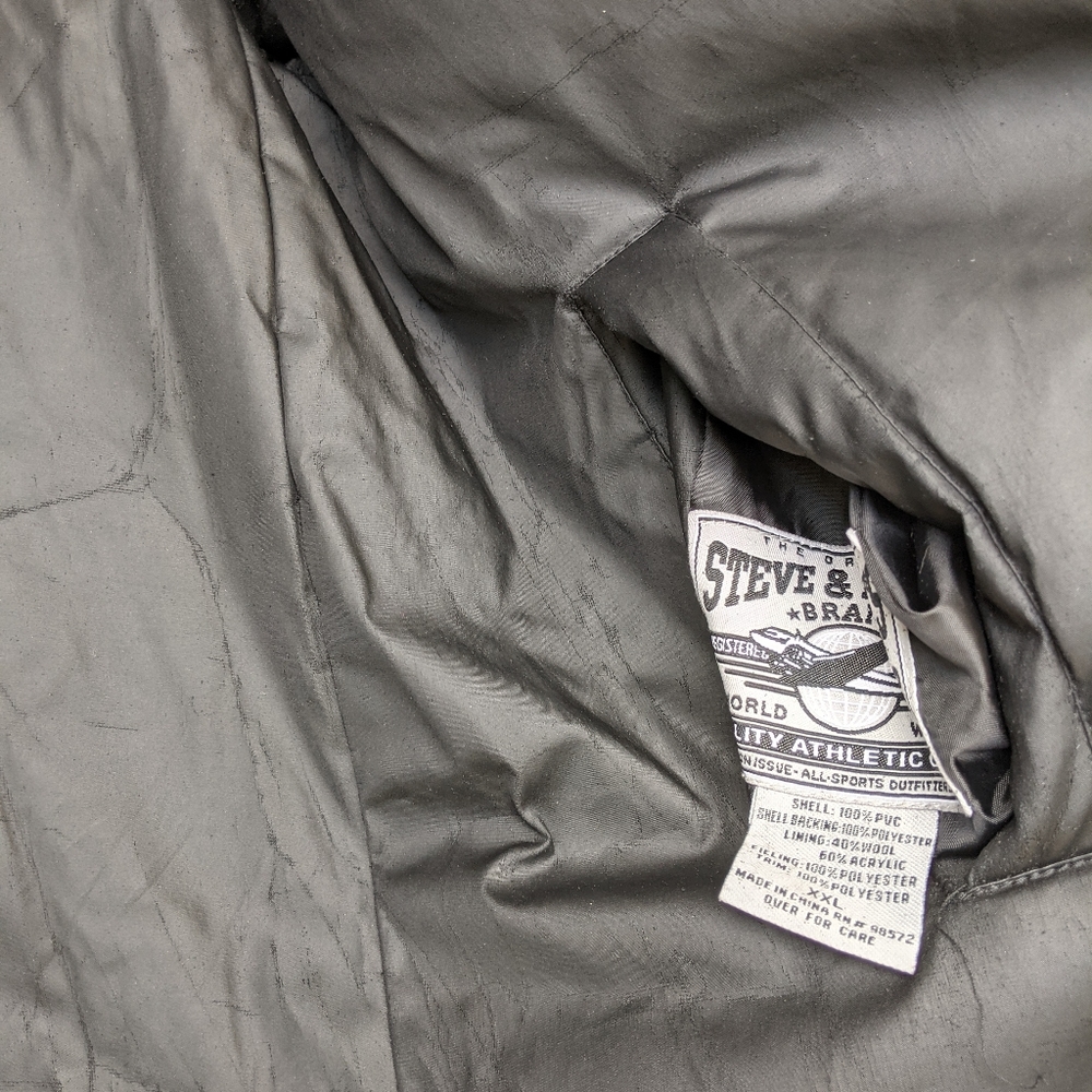 Coat - Picture 5 of 5